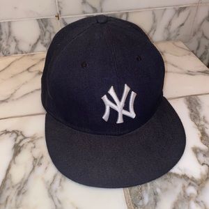 New York yankies hat !